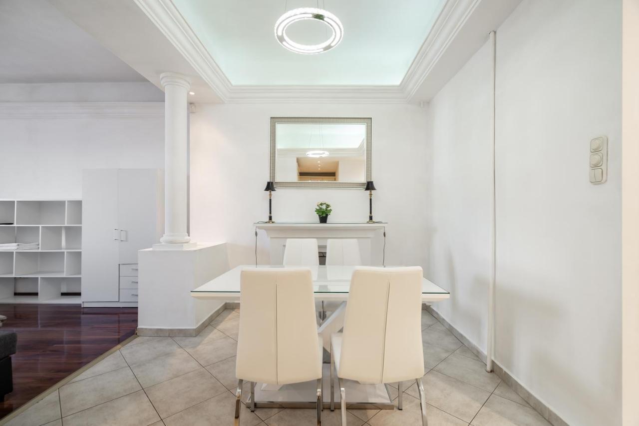 Basilica And Castle View Luxury Suite, Free Parking Reservation Needed Budapest Bagian luar foto